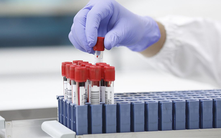 “冷凍干燥的穩(wěn)定的單克隆或多克隆抗體 藥物制劑”（ZL97181416.3）專利無效案